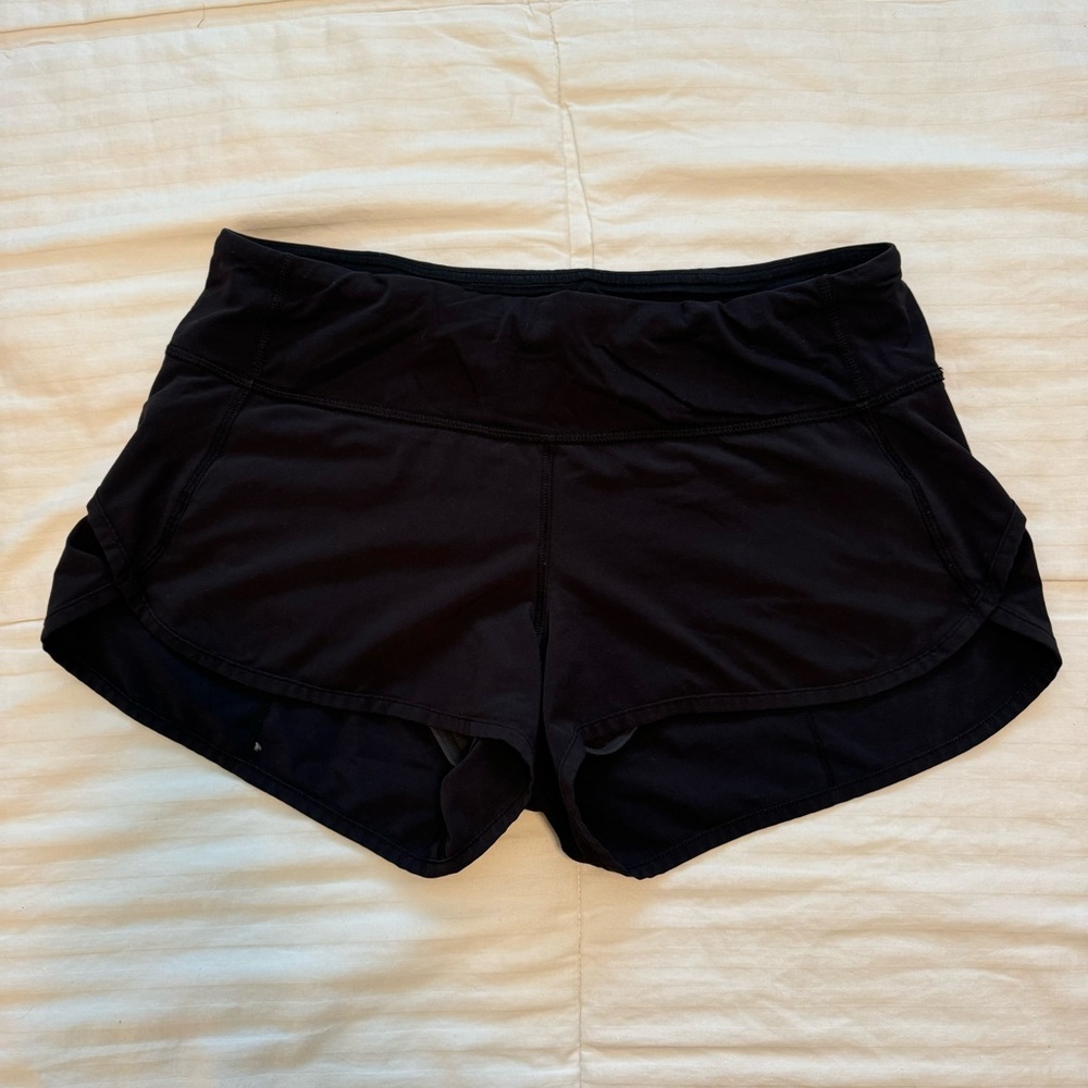 Lululemon Speed-Up Shorts 2.5” Size 6